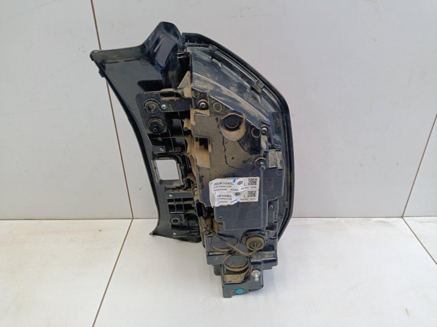 Фонарь задний левый