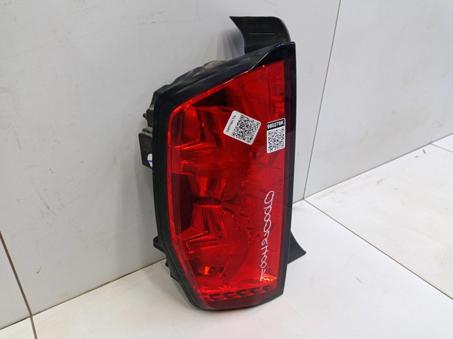 Фонарь задний левый