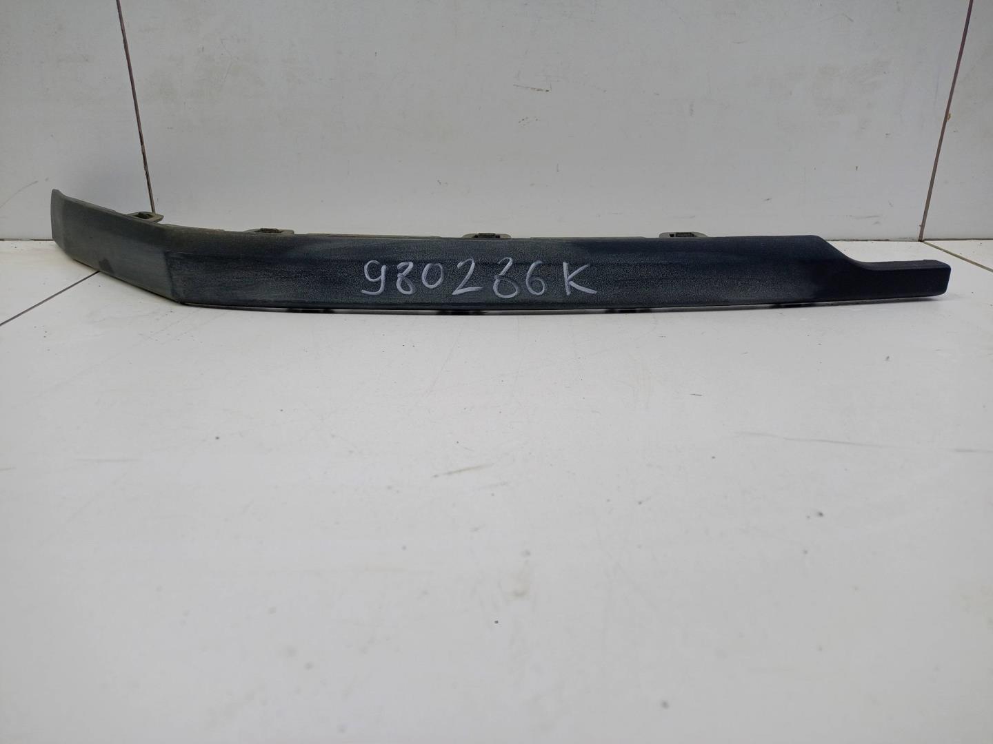 Накладка заднего бампера правая