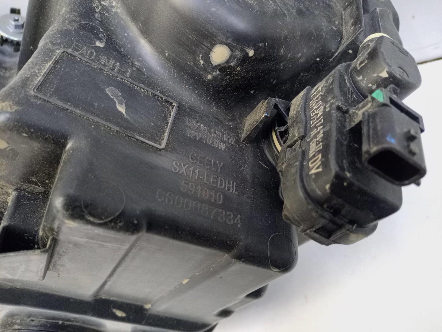 Фара правая