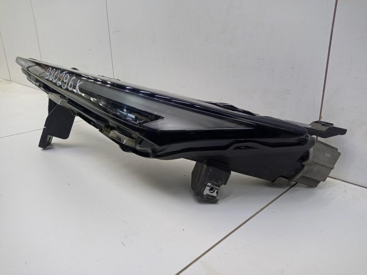 Указатель поворота левый