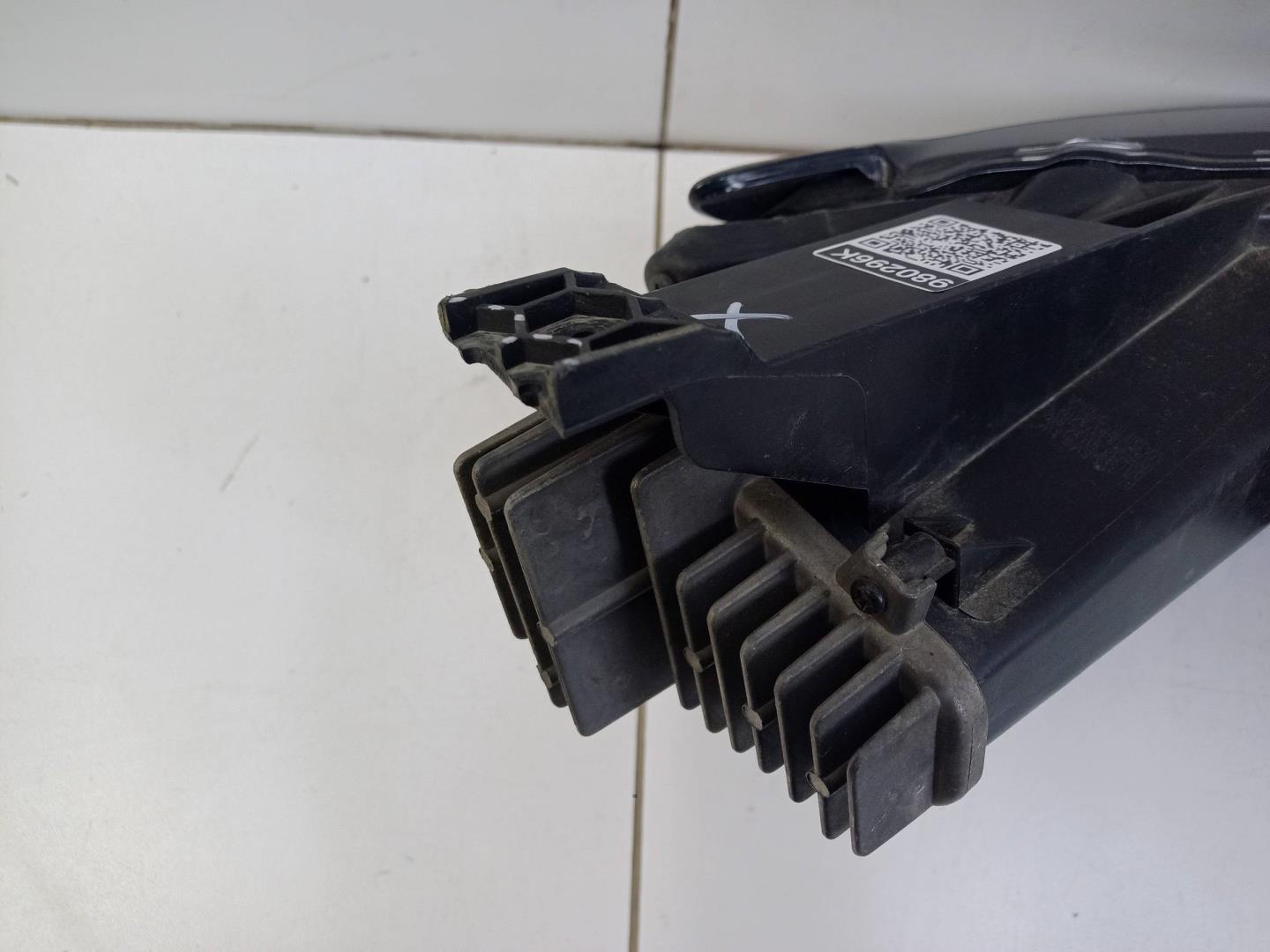 Указатель поворота левый