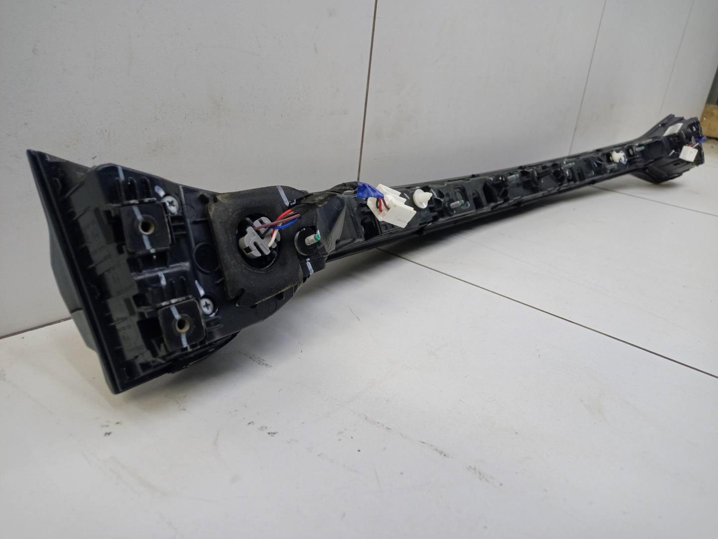 Фонарь задний (стоп сигнал)