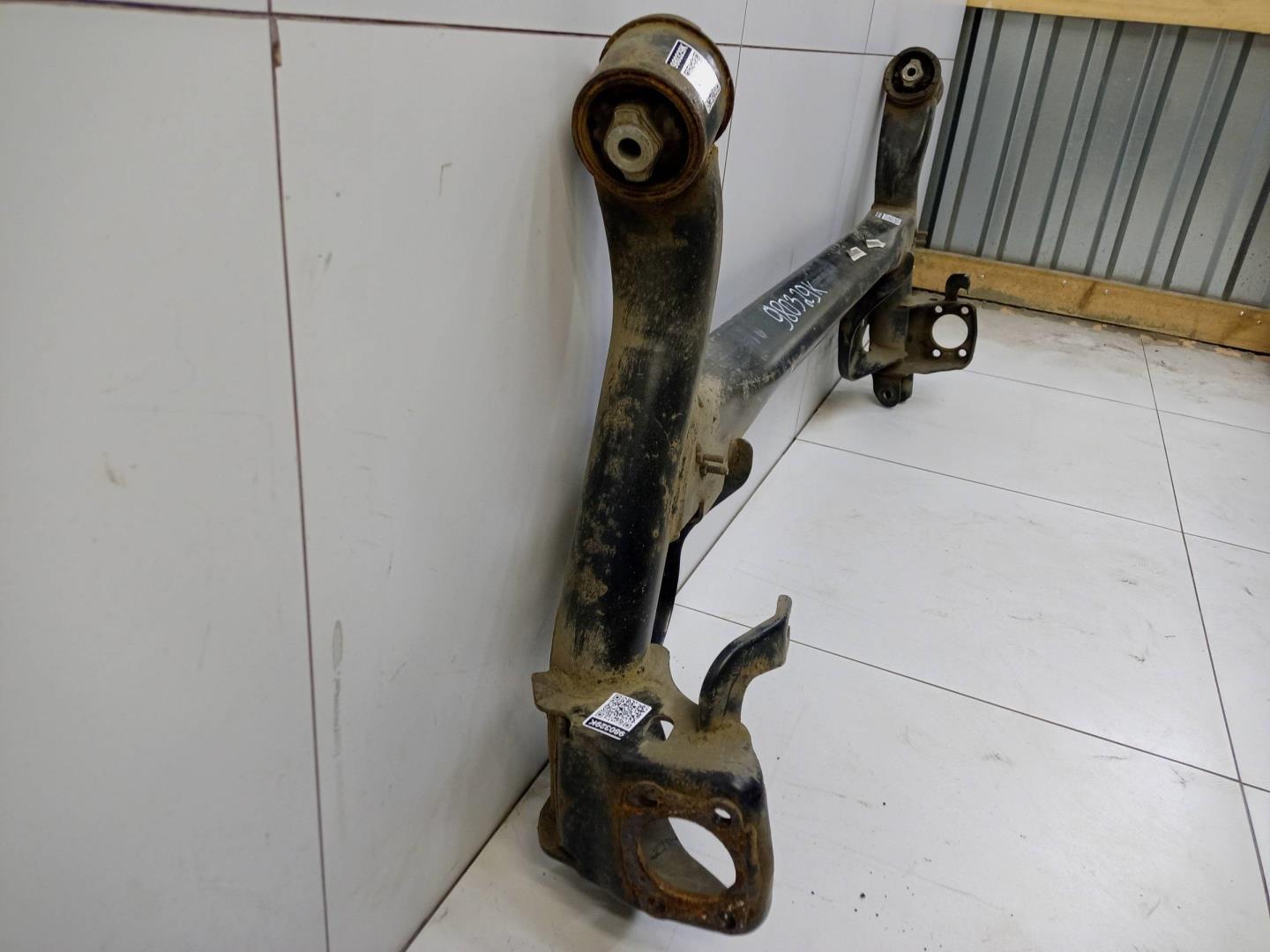 Балка задняя