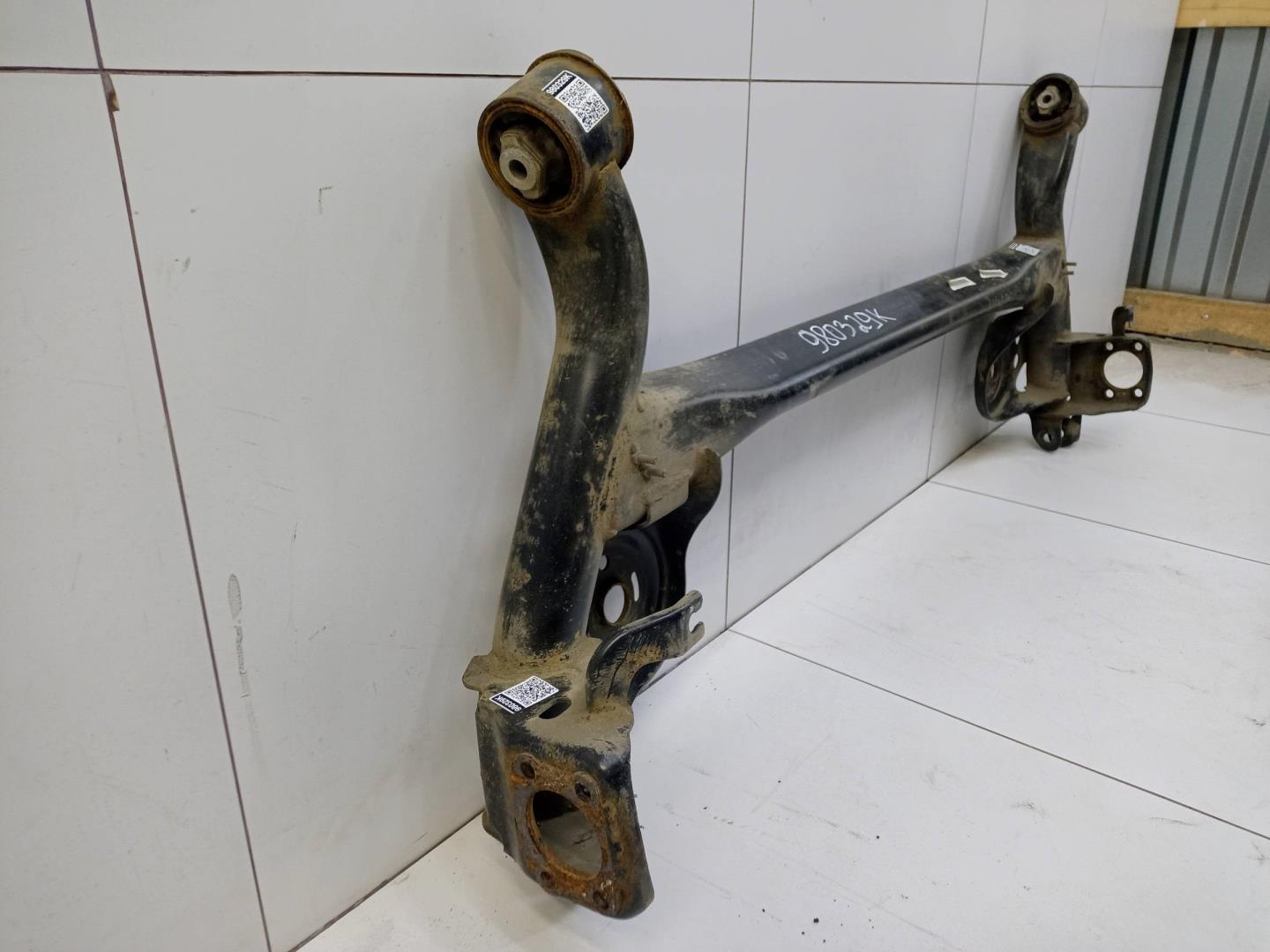 Балка задняя