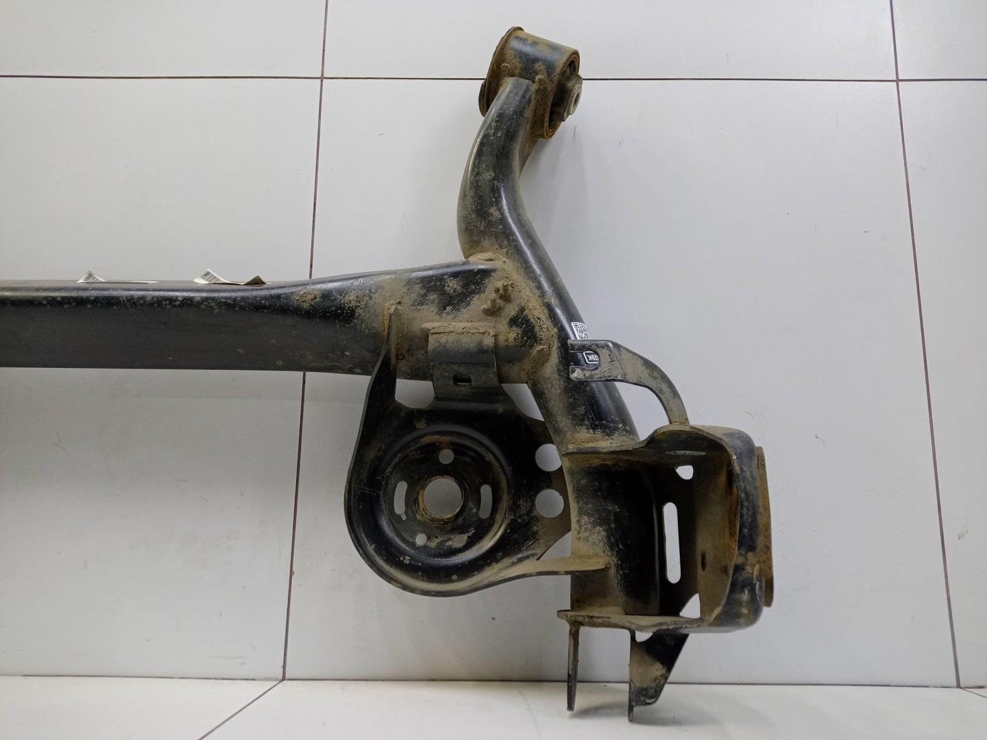 Балка задняя