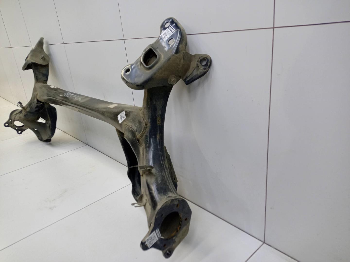 Балка задняя