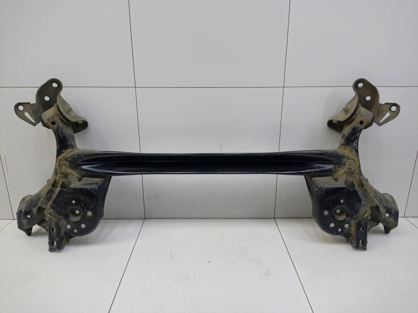 Балка задняя