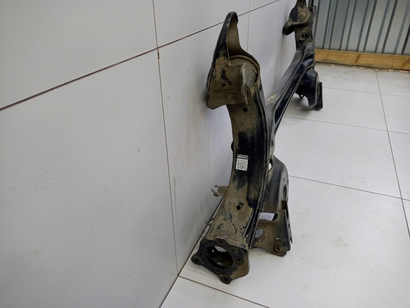 Балка задняя