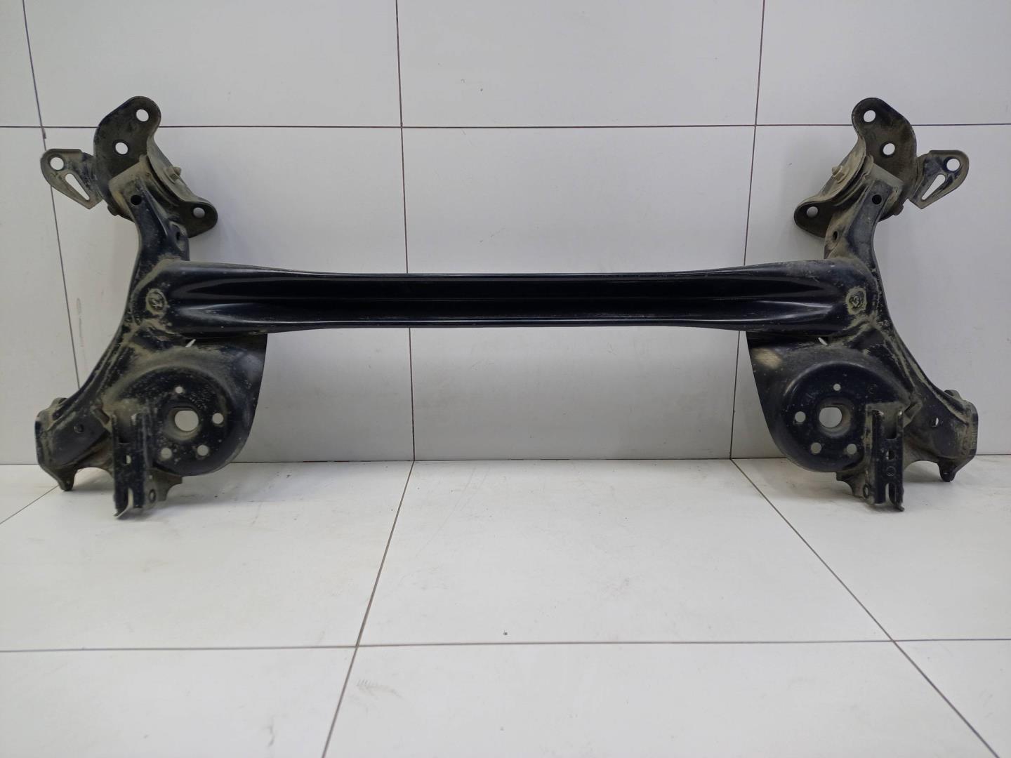 Балка задняя