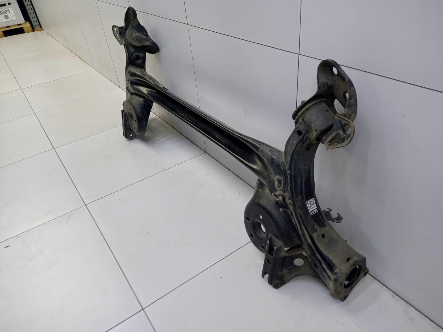 Балка задняя