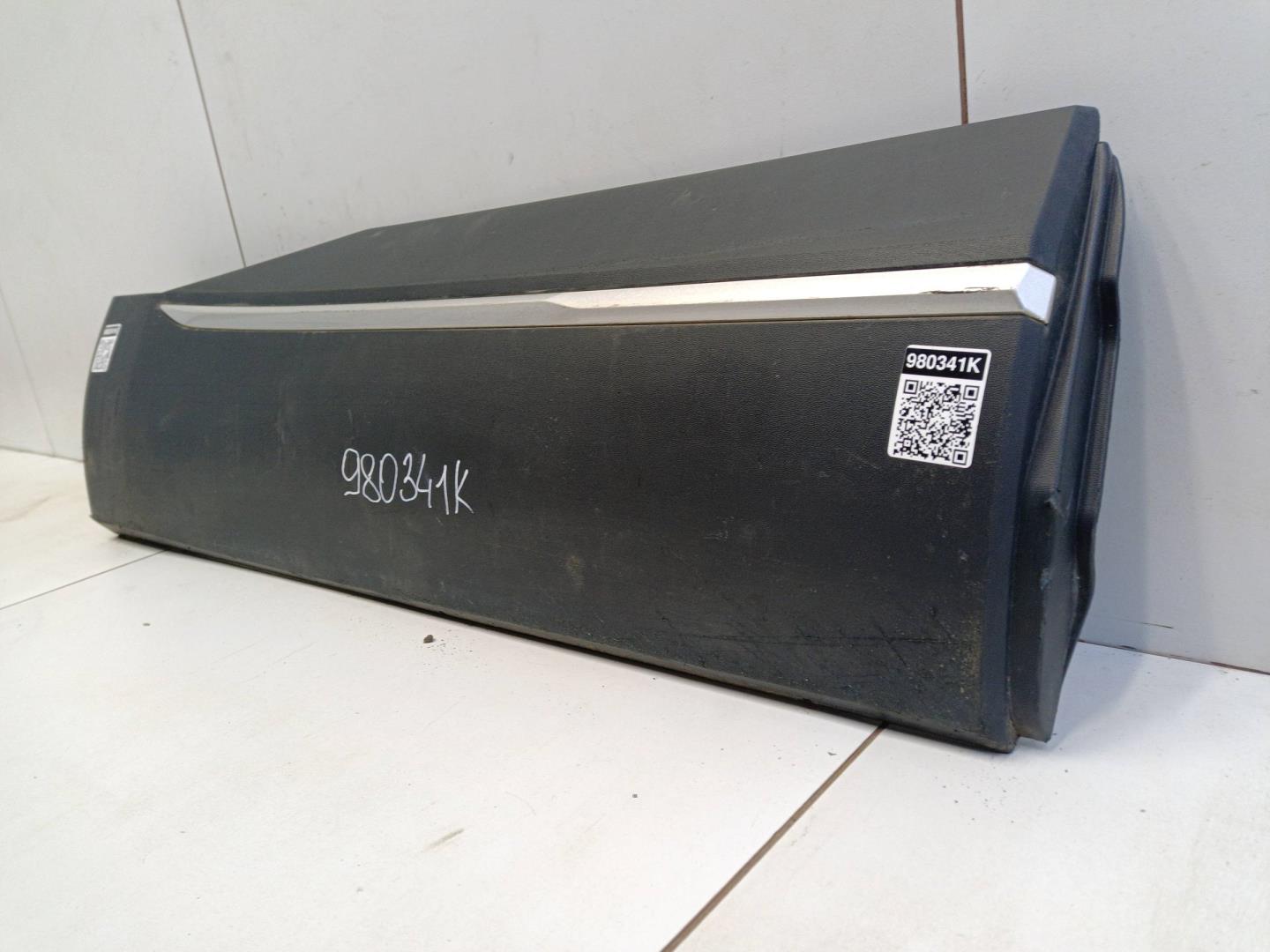 Накладка двери задней правой