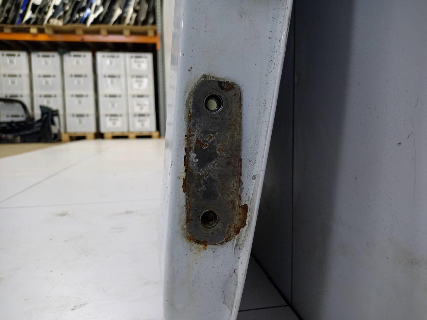 Дверь задняя левая