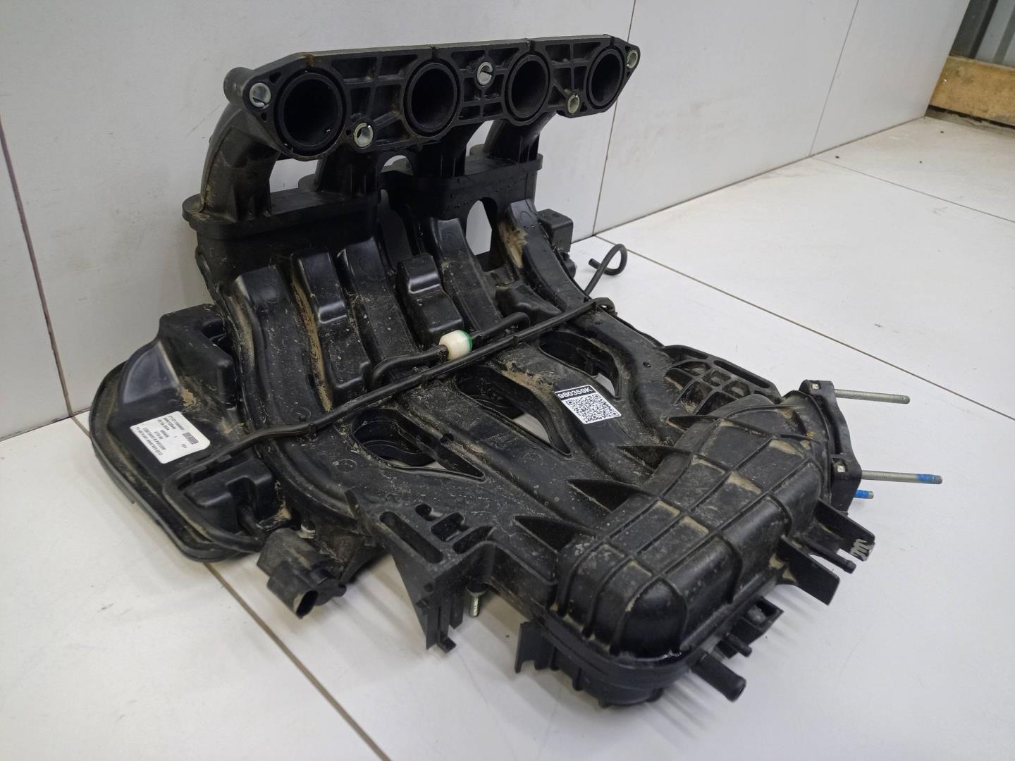 Коллектор впускной