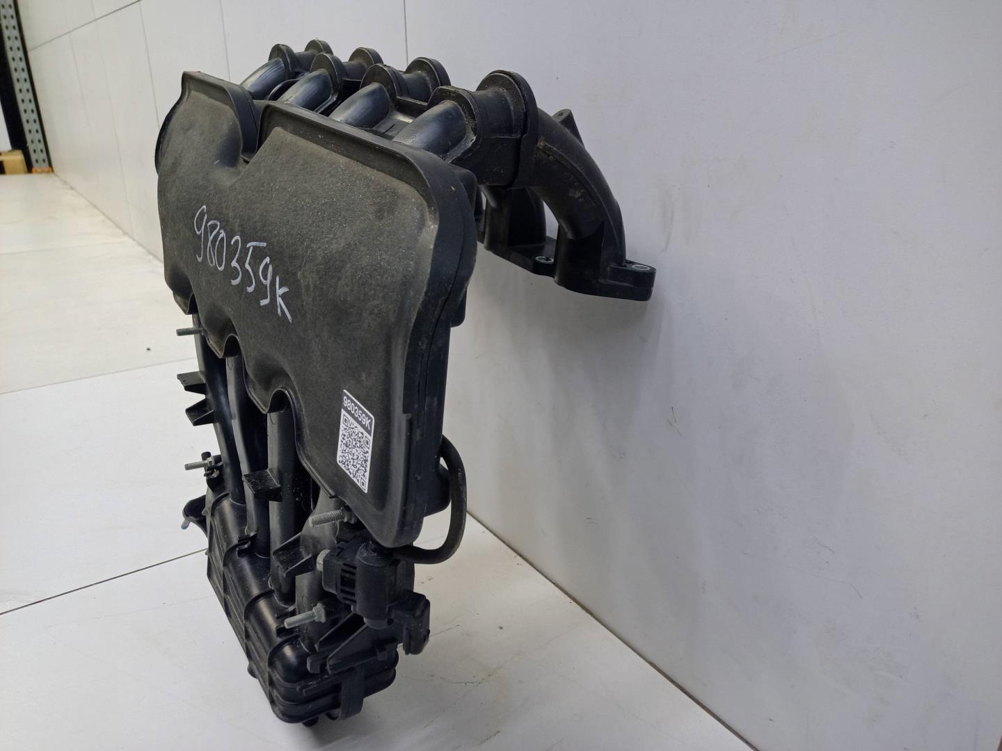 Коллектор впускной