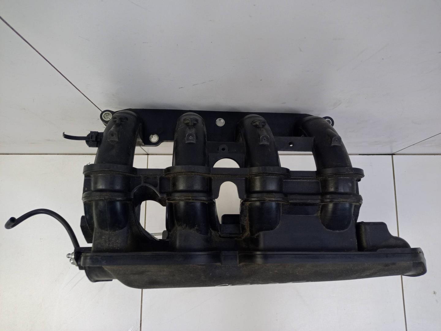 Коллектор впускной