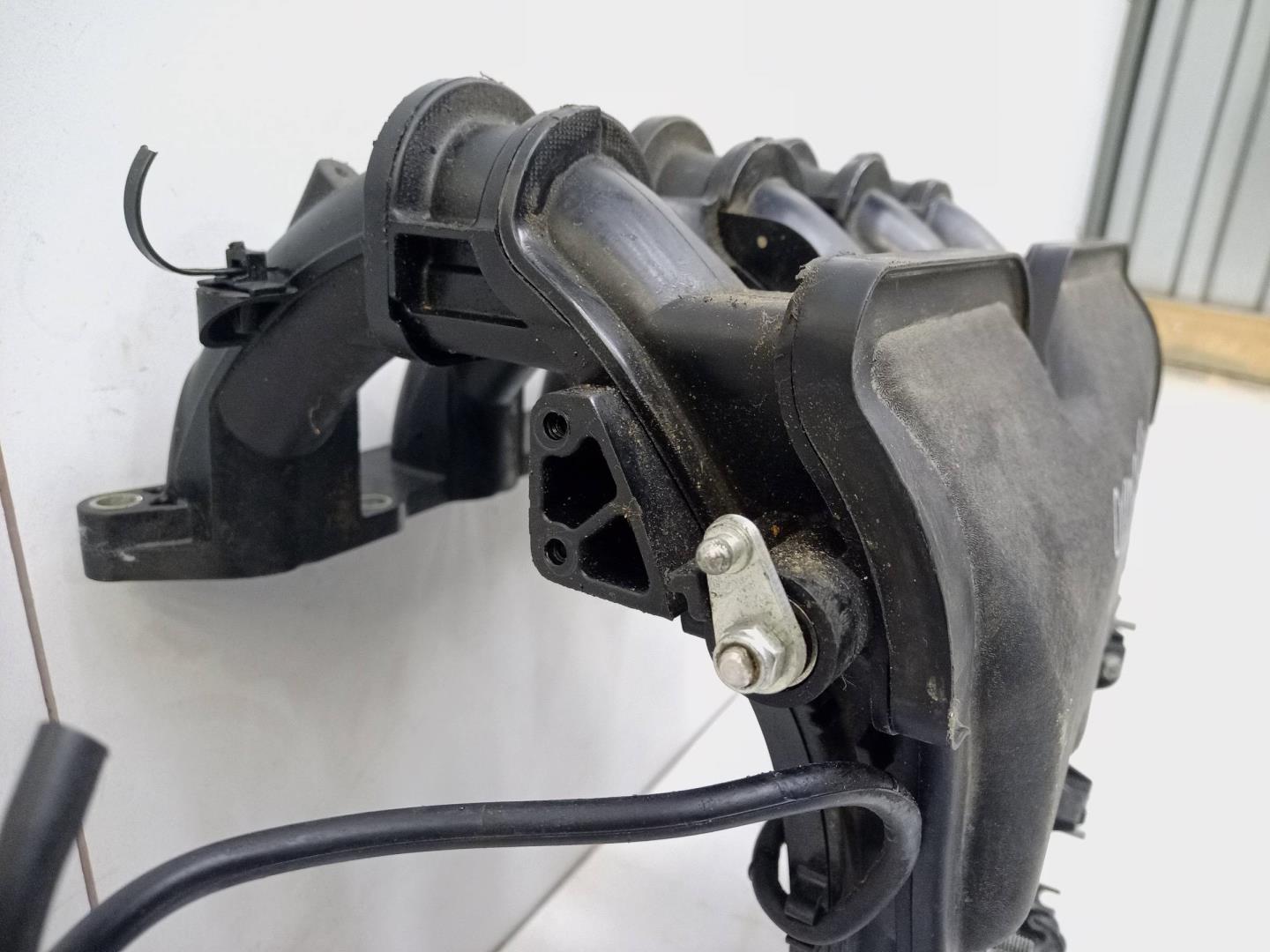 Коллектор впускной