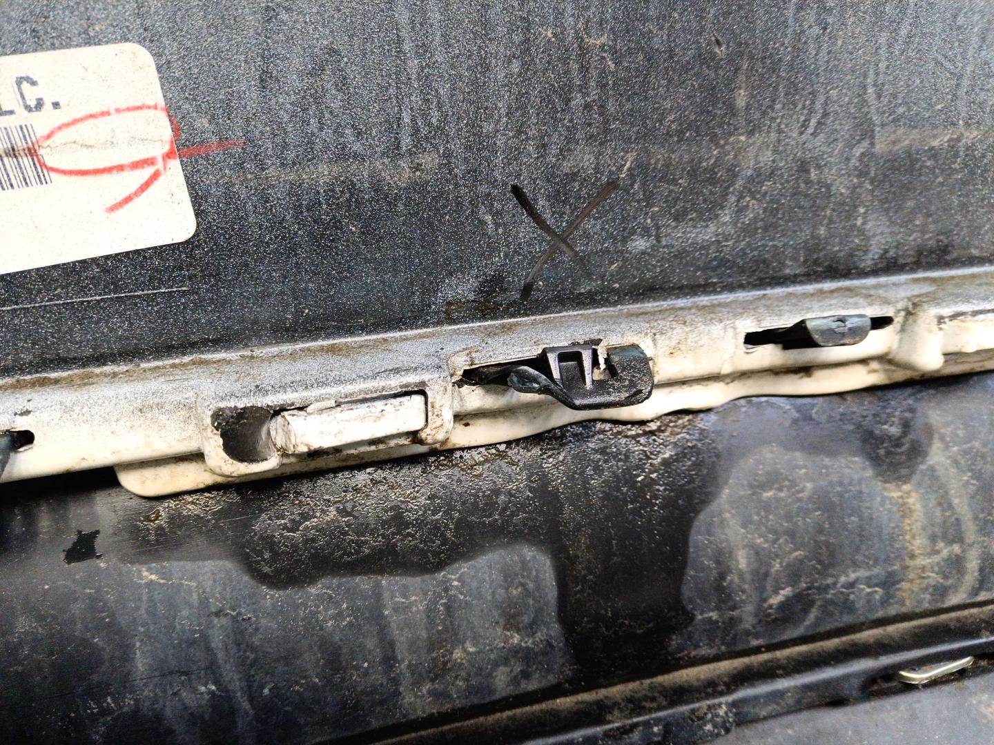 Бампер задний