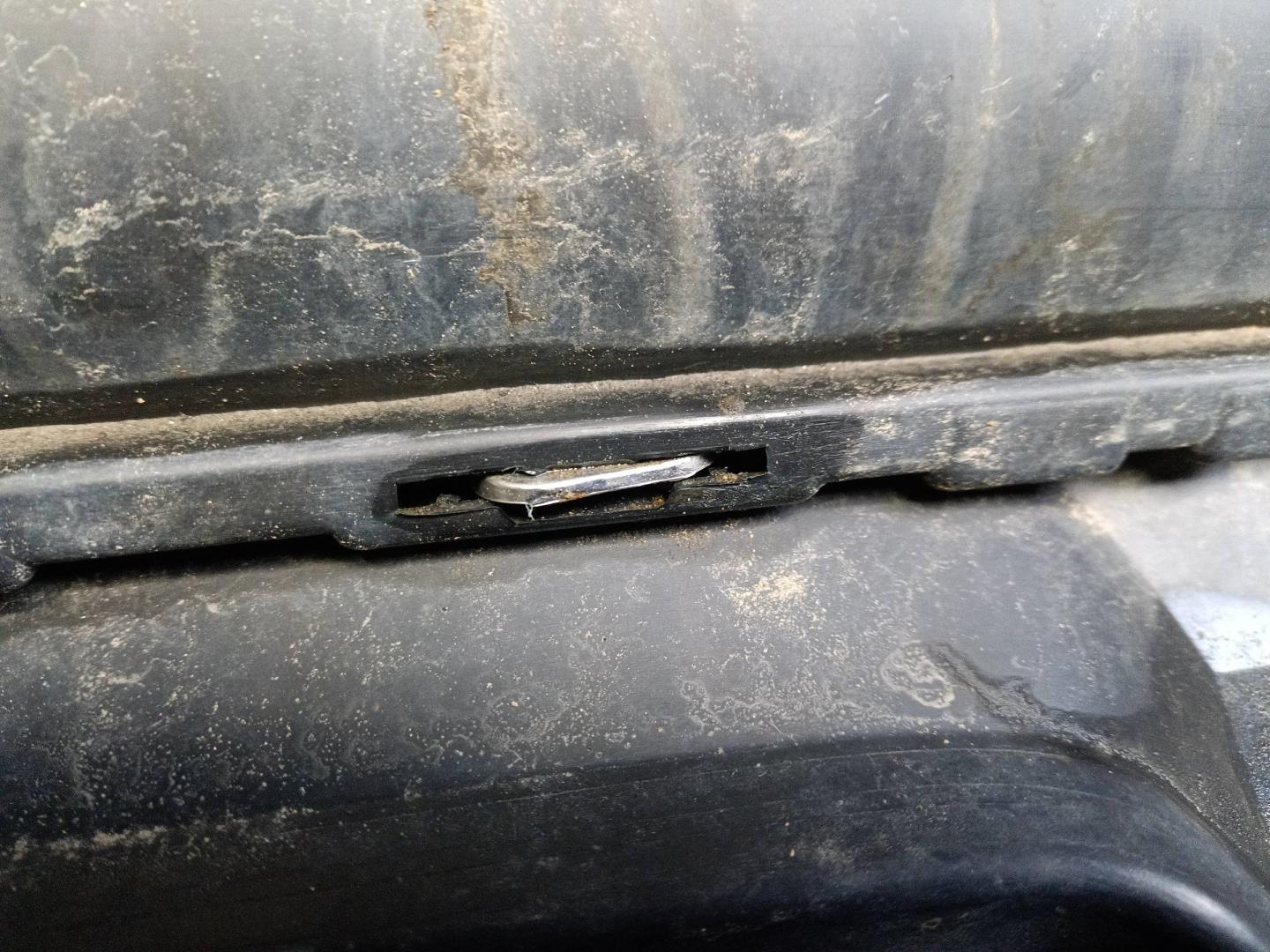 Бампер задний