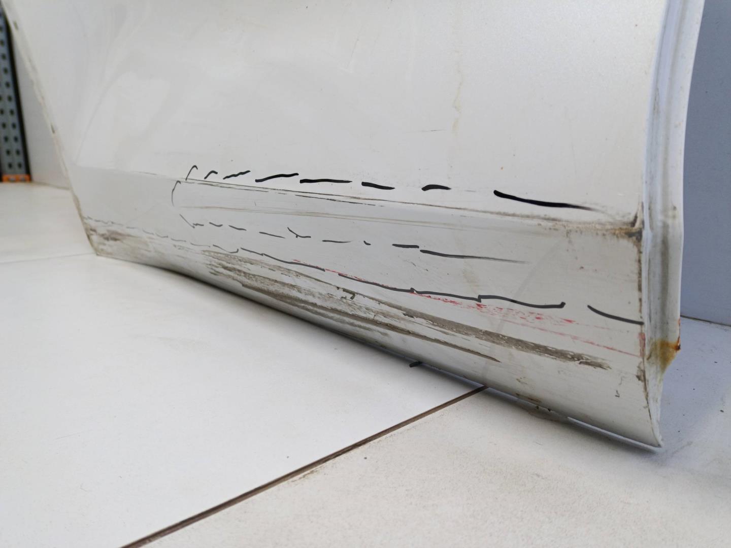 Дверь задняя правая