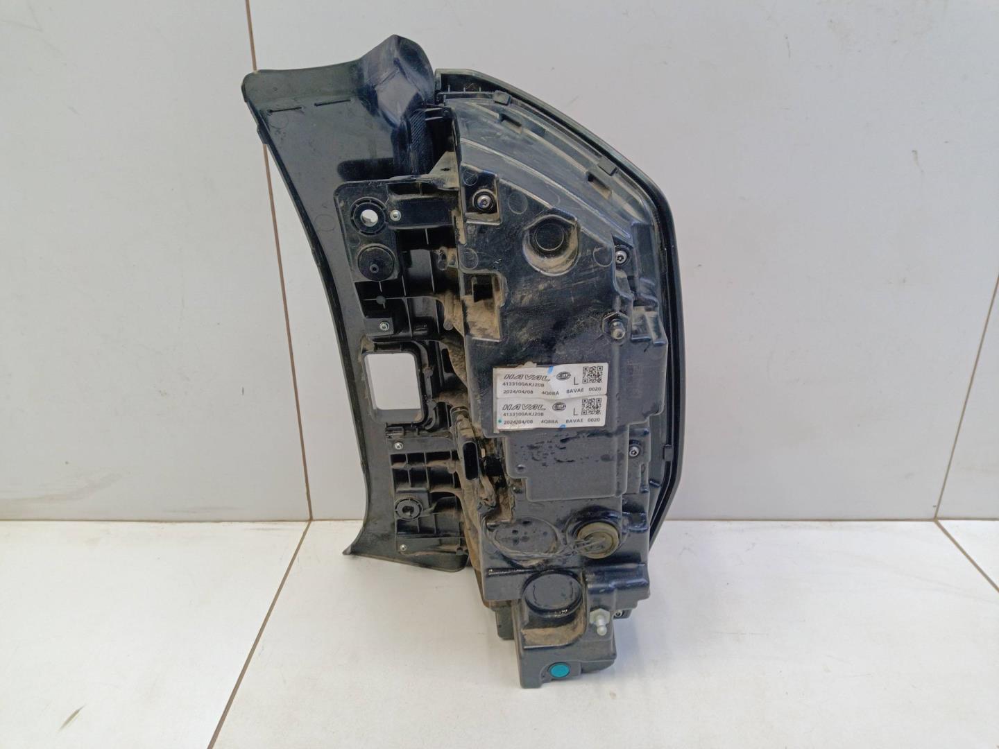 Фонарь задний левый