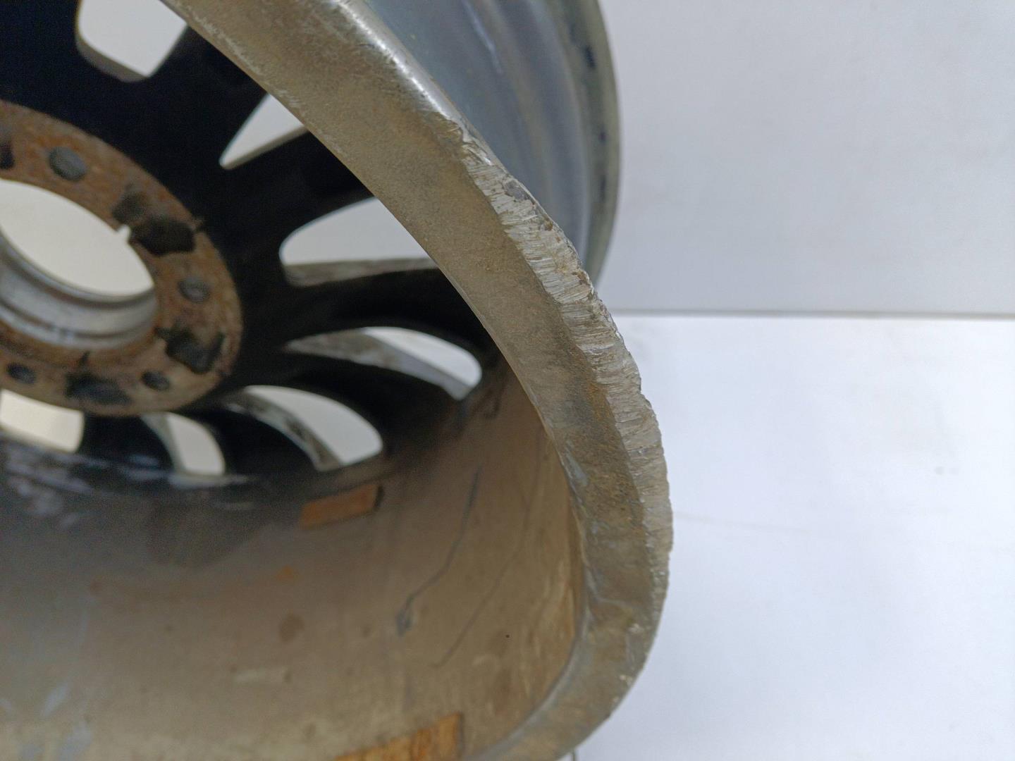 Диск колесный литой легкий сплав