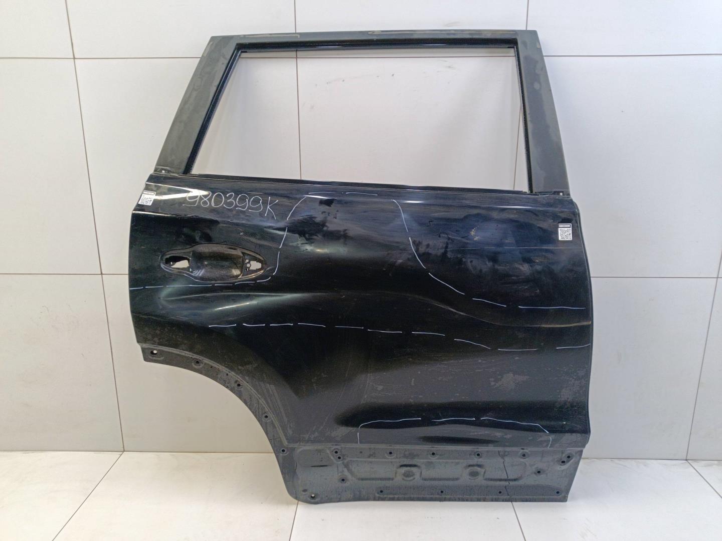 Дверь задняя правая
