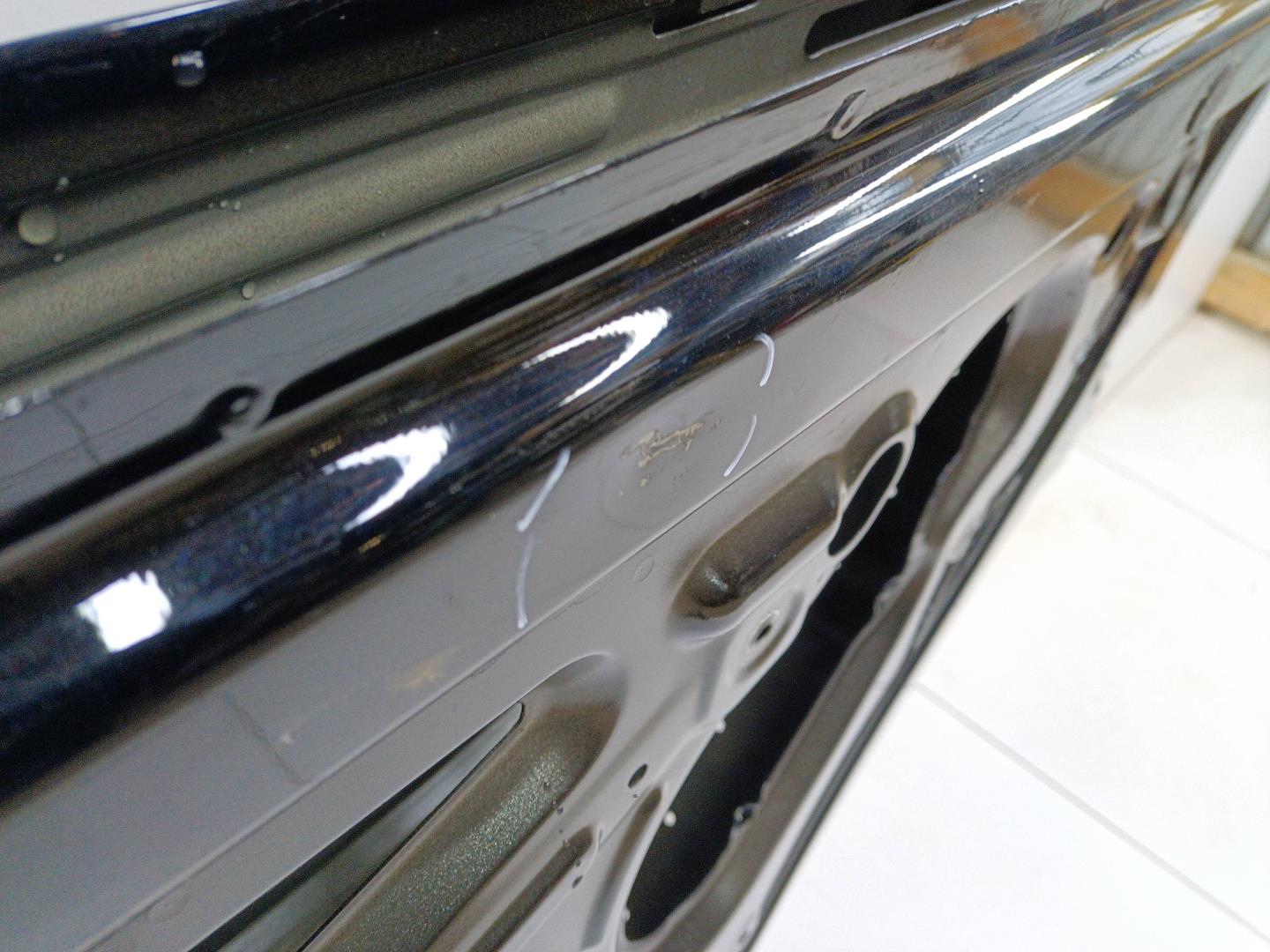 Дверь задняя правая