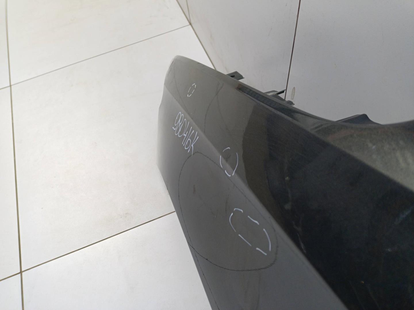 Крыло переднее левое