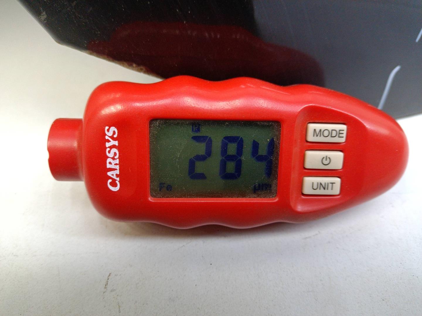 Крыло переднее правое