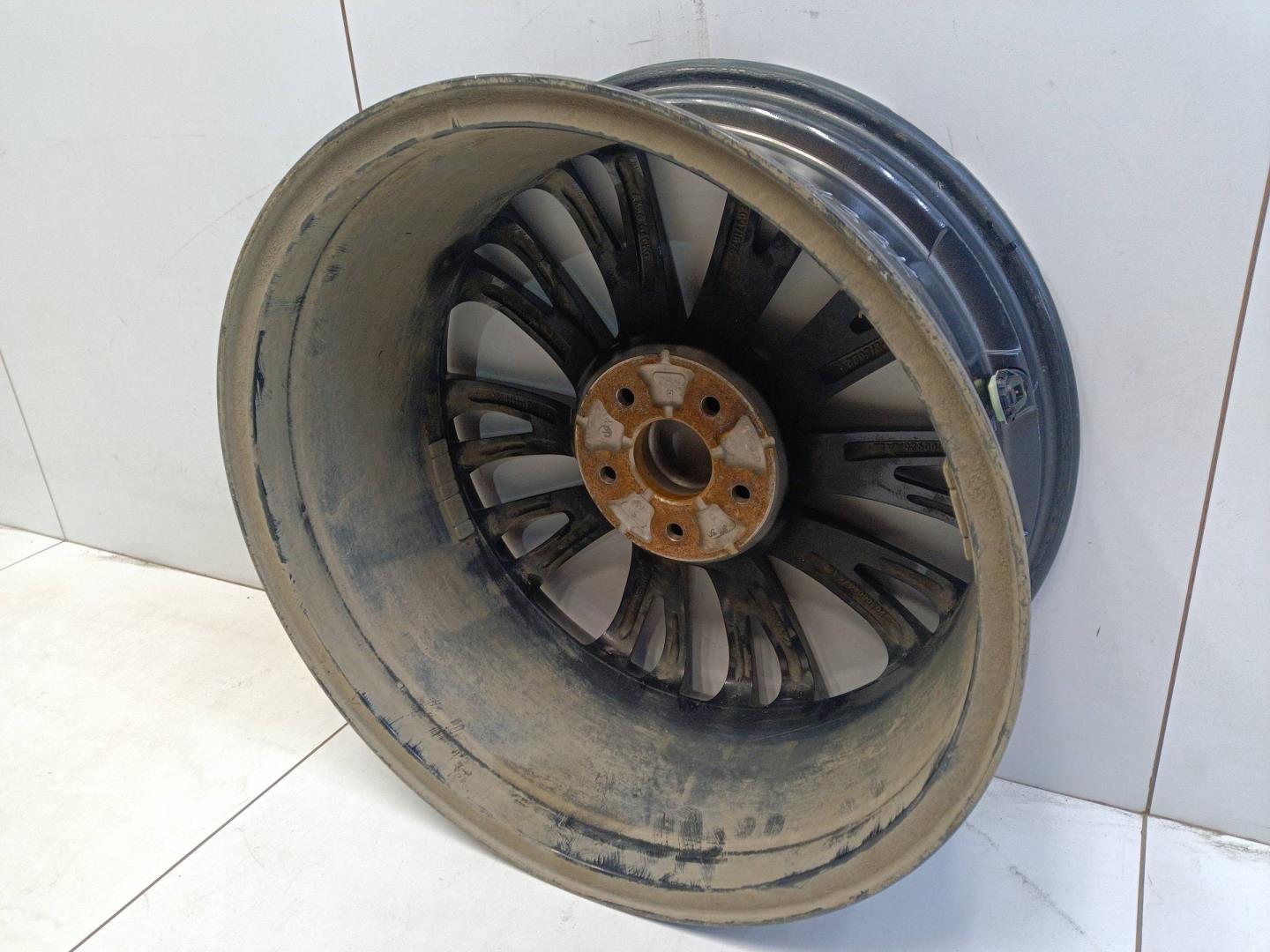 Диск колесный литой легкий сплав