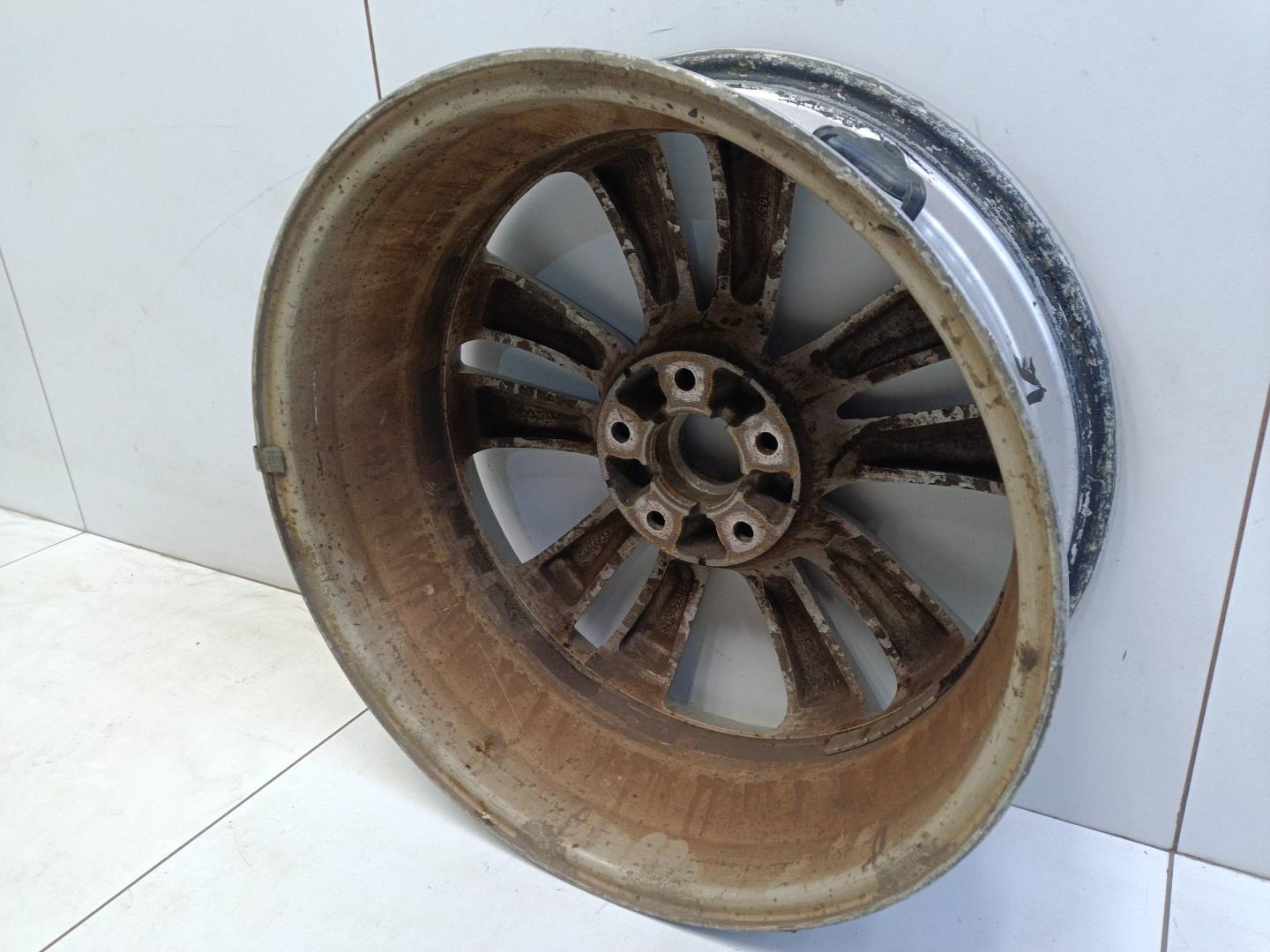 Диск колесный литой легкий сплав