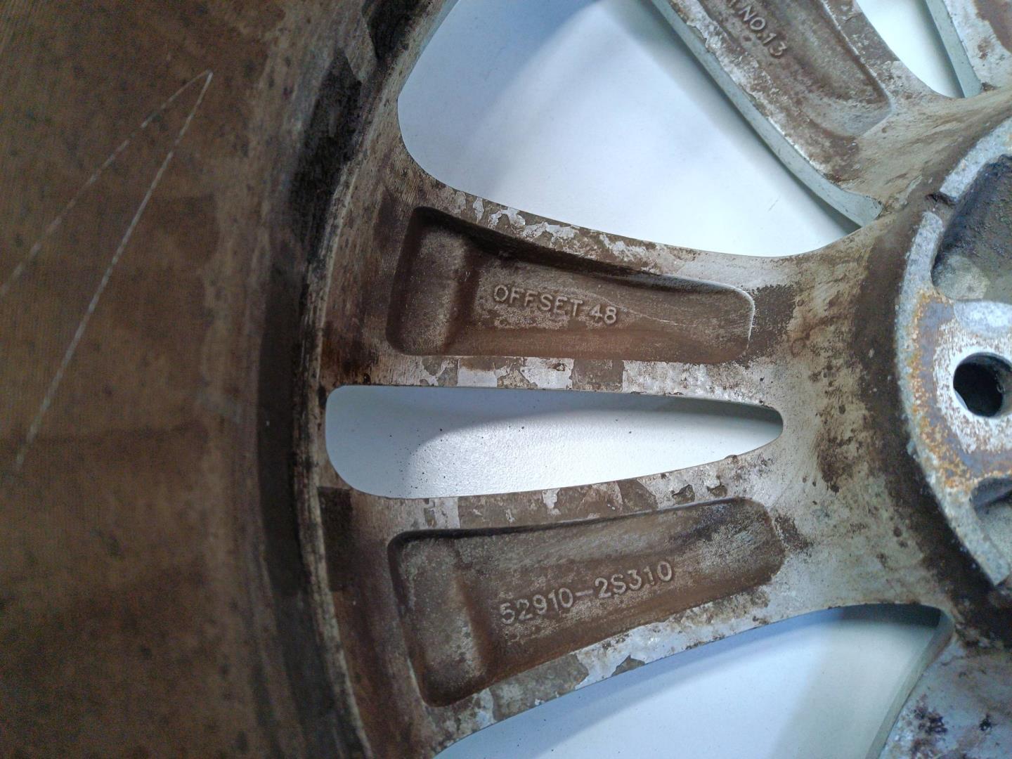 Диск колесный литой легкий сплав