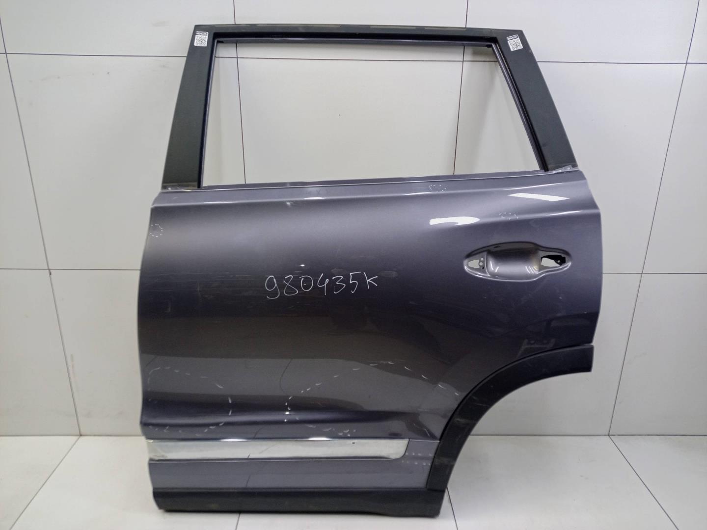Дверь задняя левая