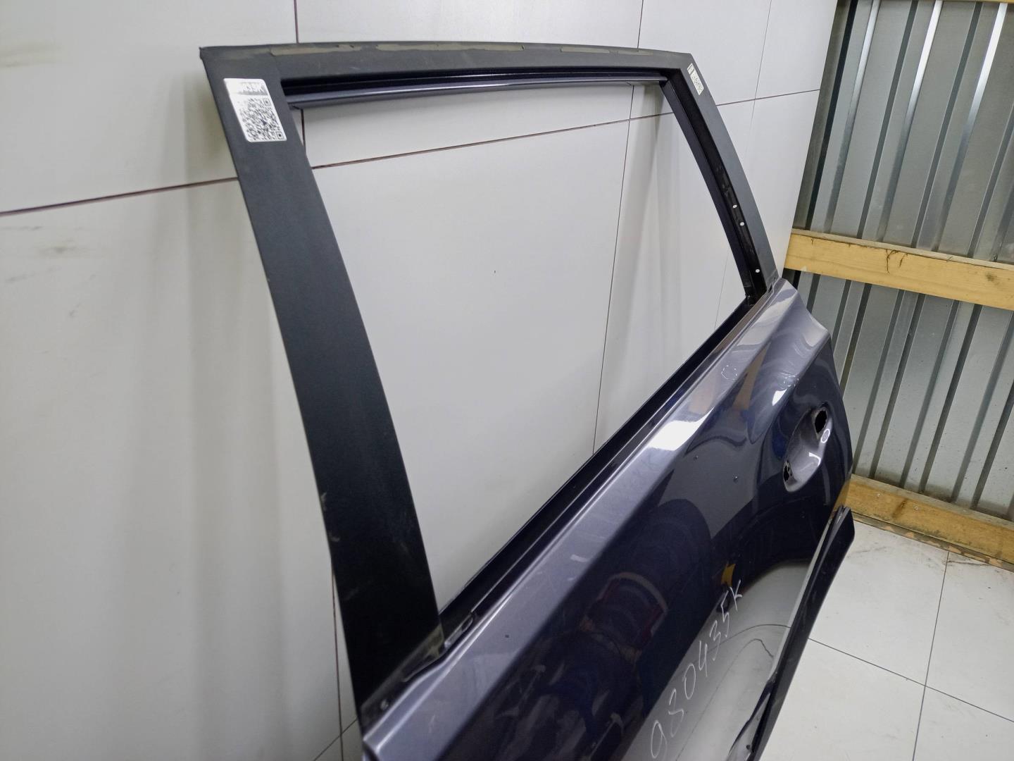 Дверь задняя левая