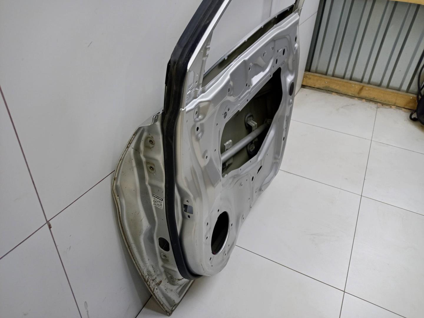 Дверь передняя правая