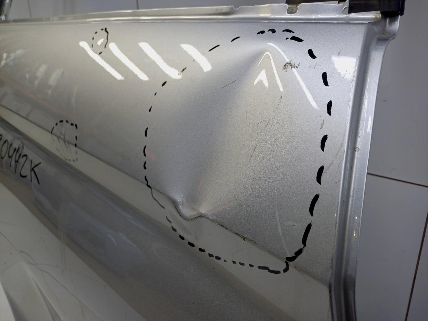 Дверь задняя правая