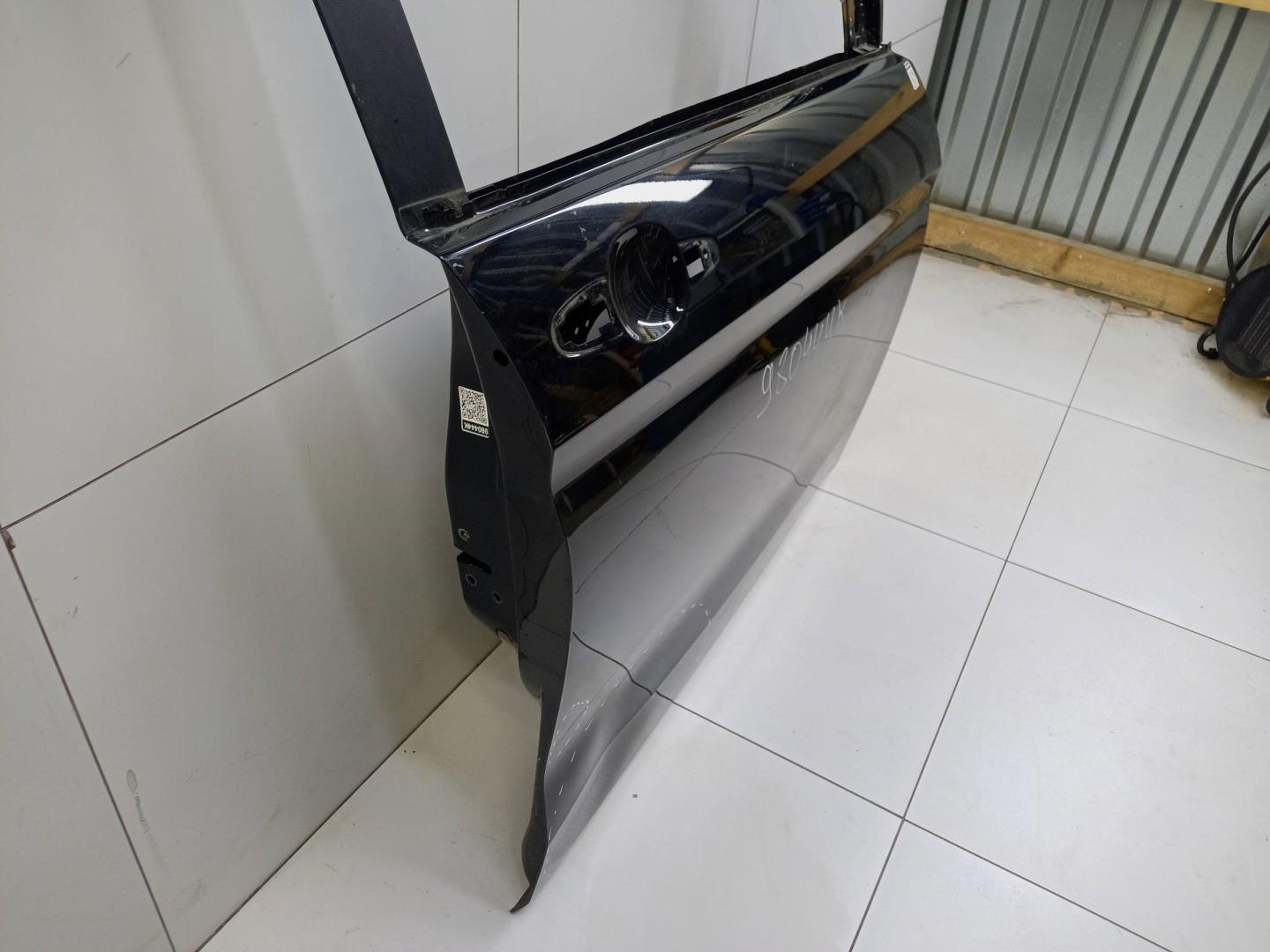 Дверь передняя правая