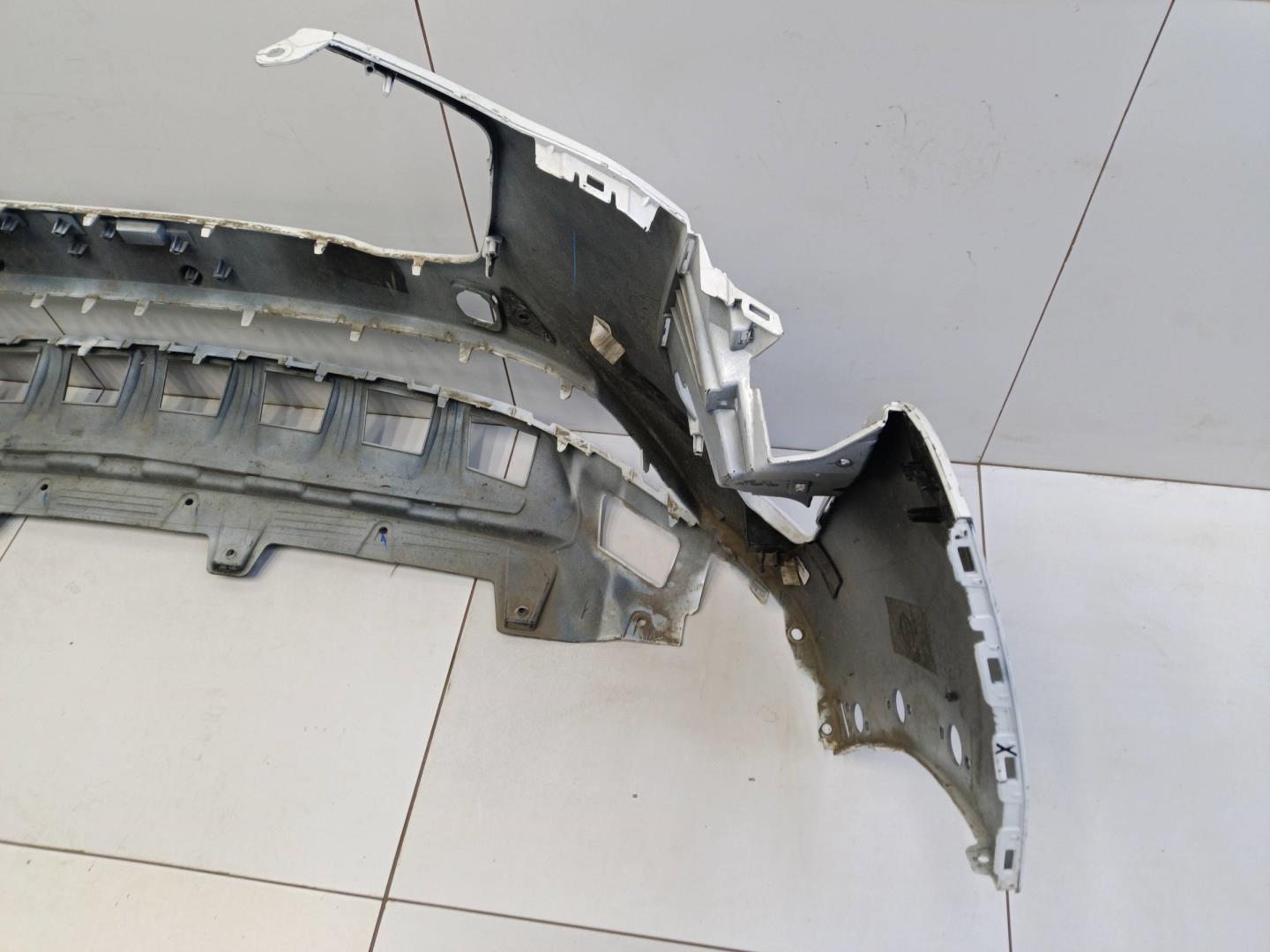 Бампер передний