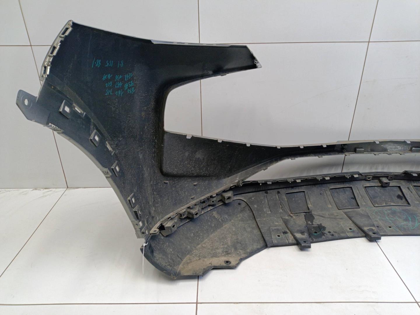 Бампер передний