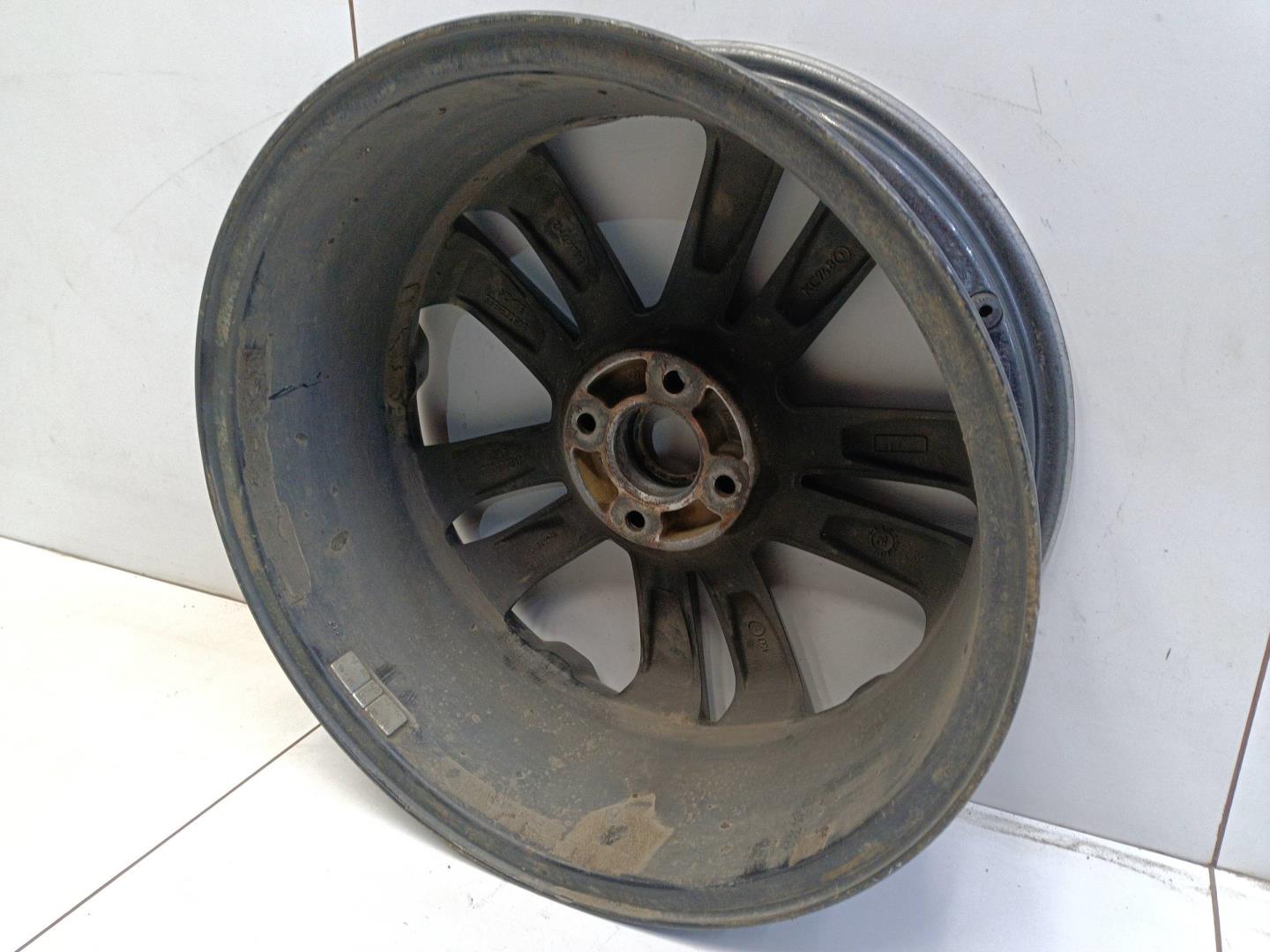 Диск колесный литой легкий сплав