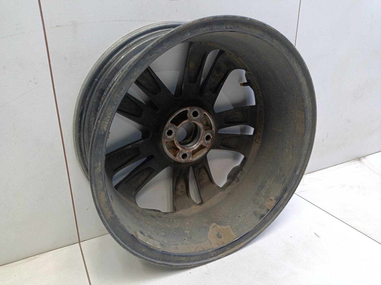 Диск колесный литой легкий сплав