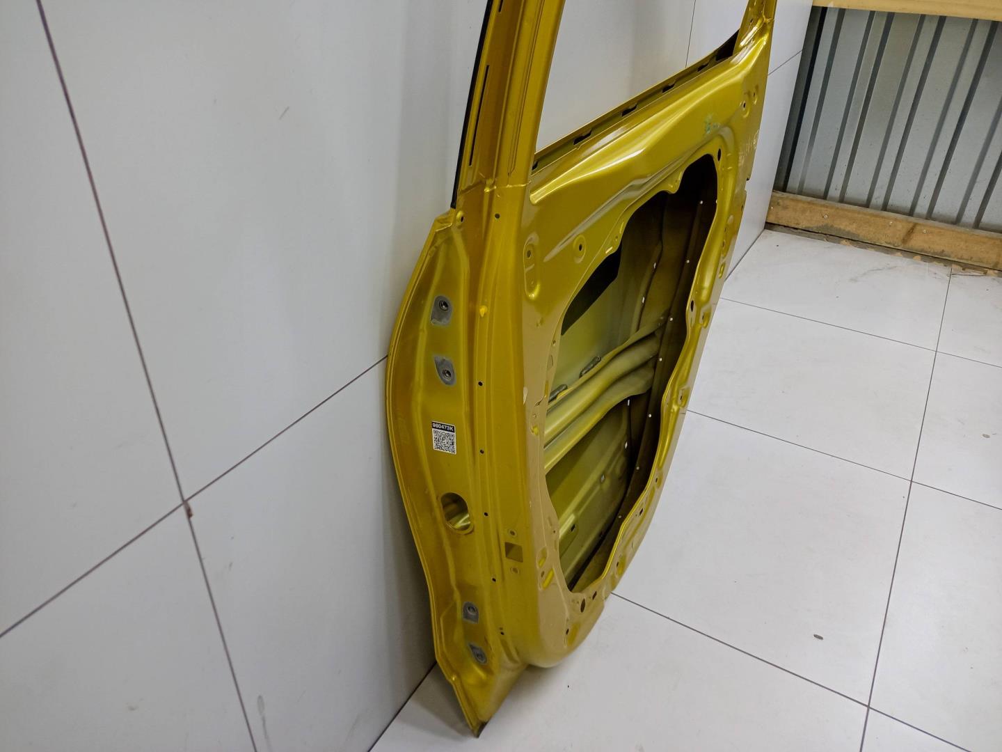 Дверь задняя правая