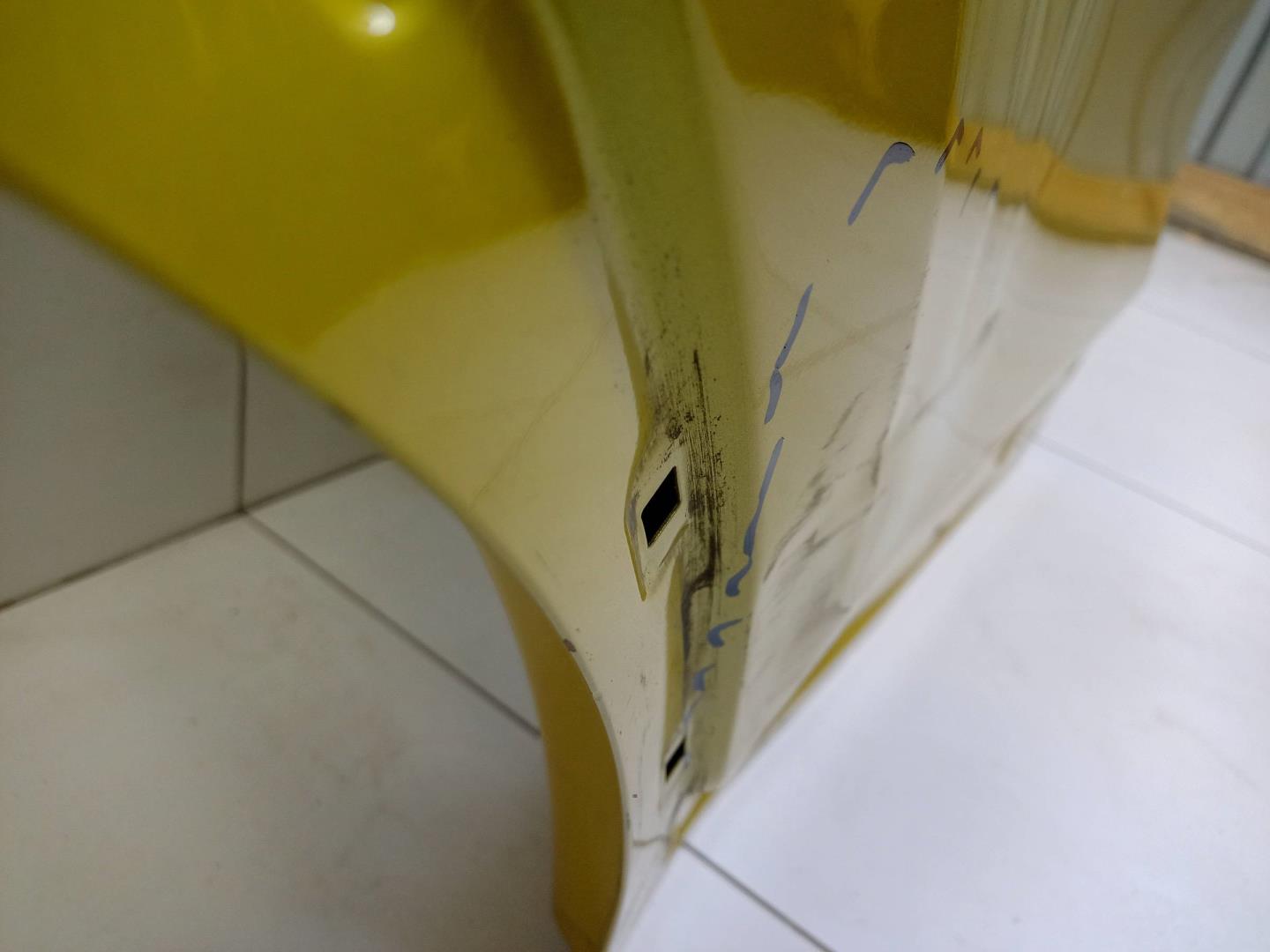 Дверь задняя правая