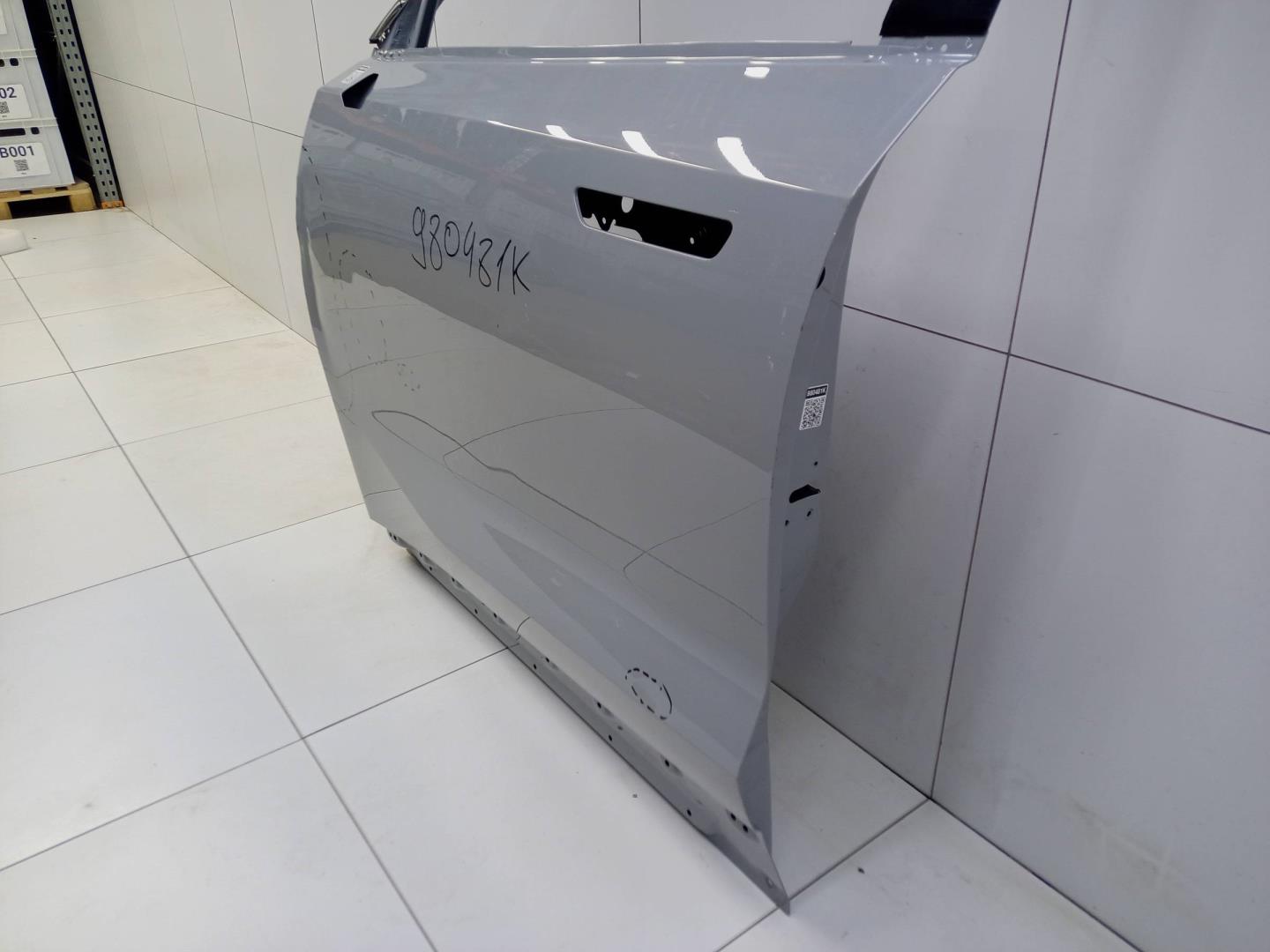 Дверь передняя левая