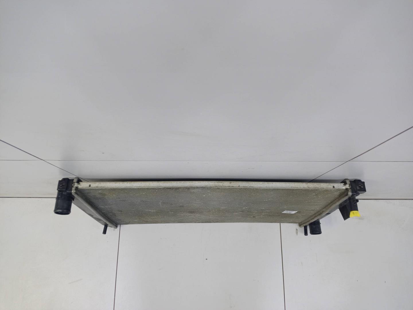 Радиатор охлаждения двигателя основной