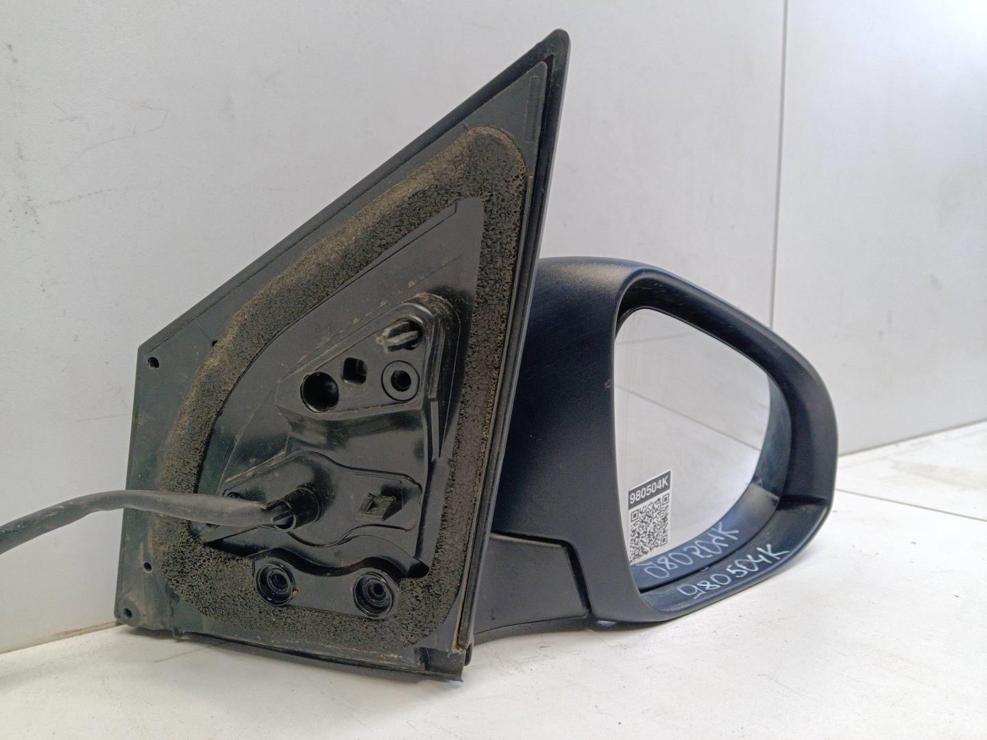 Зеркало правое электрическое