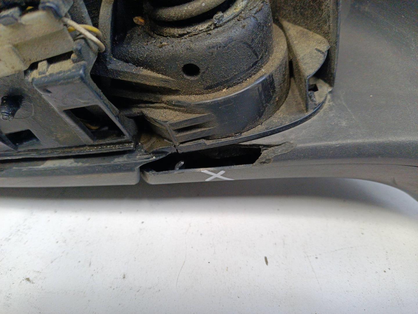 Зеркало правое электрическое