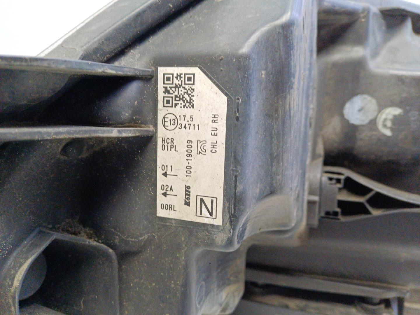 Фара правая