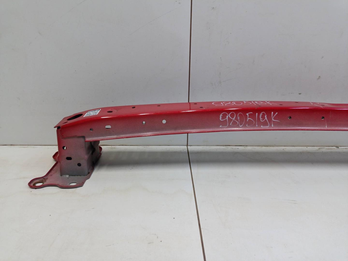 Усилитель переднего бампера